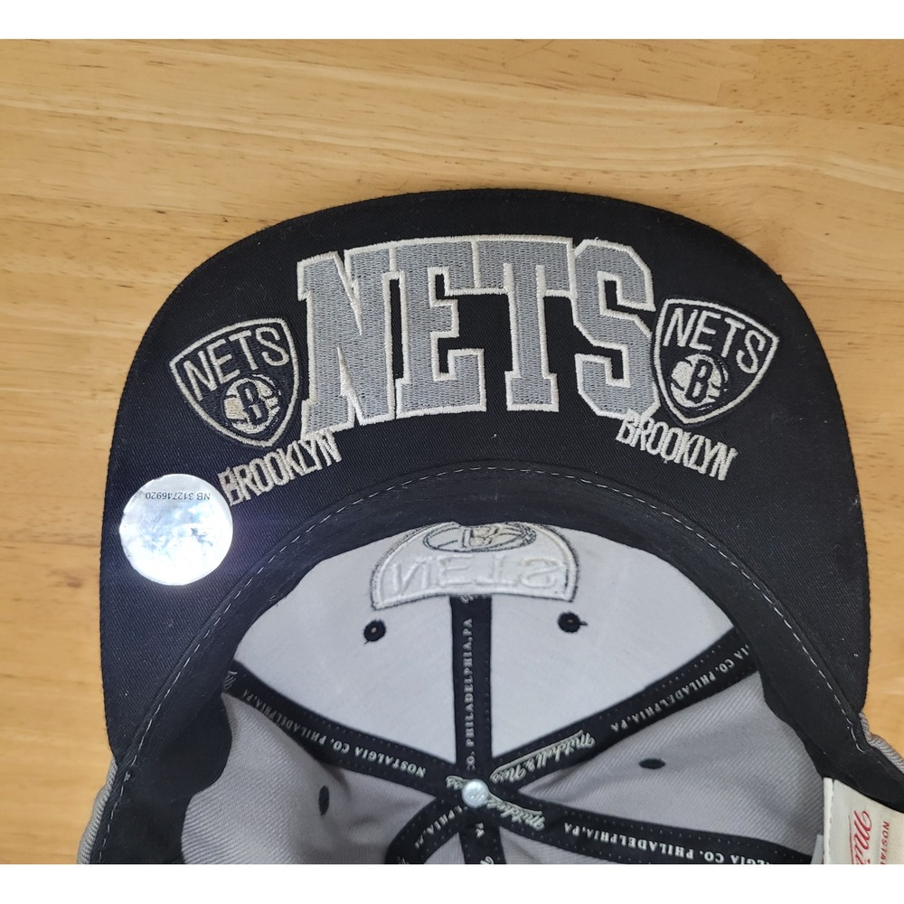 Mitchell & Ness Brooklyn Nets Snapback Hat Mens Grey Black NBA Basketball Cap - Picture 4 of 9